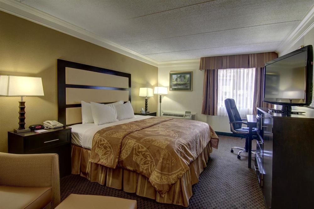 Best Western Riverside Inn Macon Eksteriør bilde